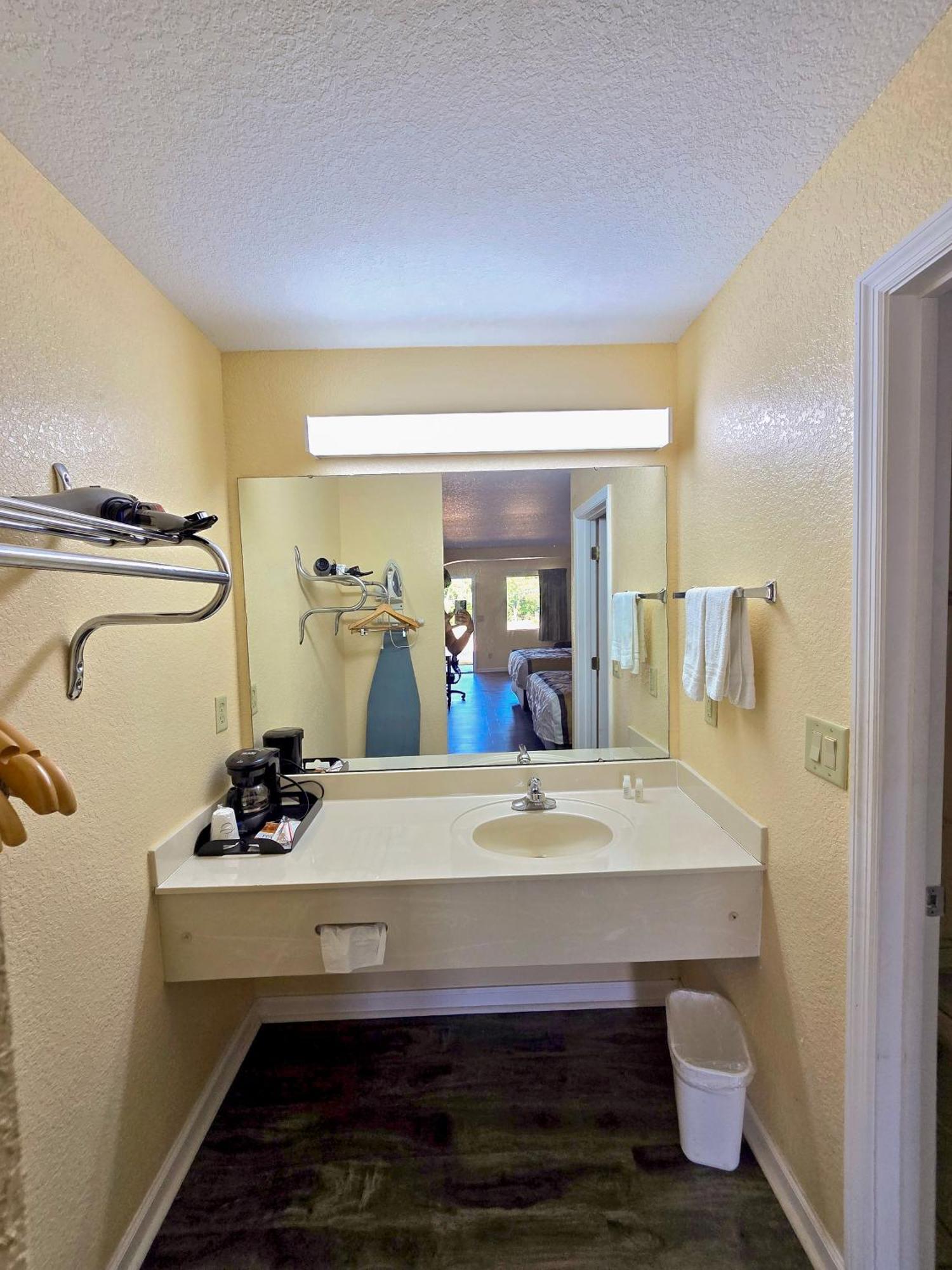 Garden Inn And Suites Near Callaway Gardens Pine Mountain Kültér fotó