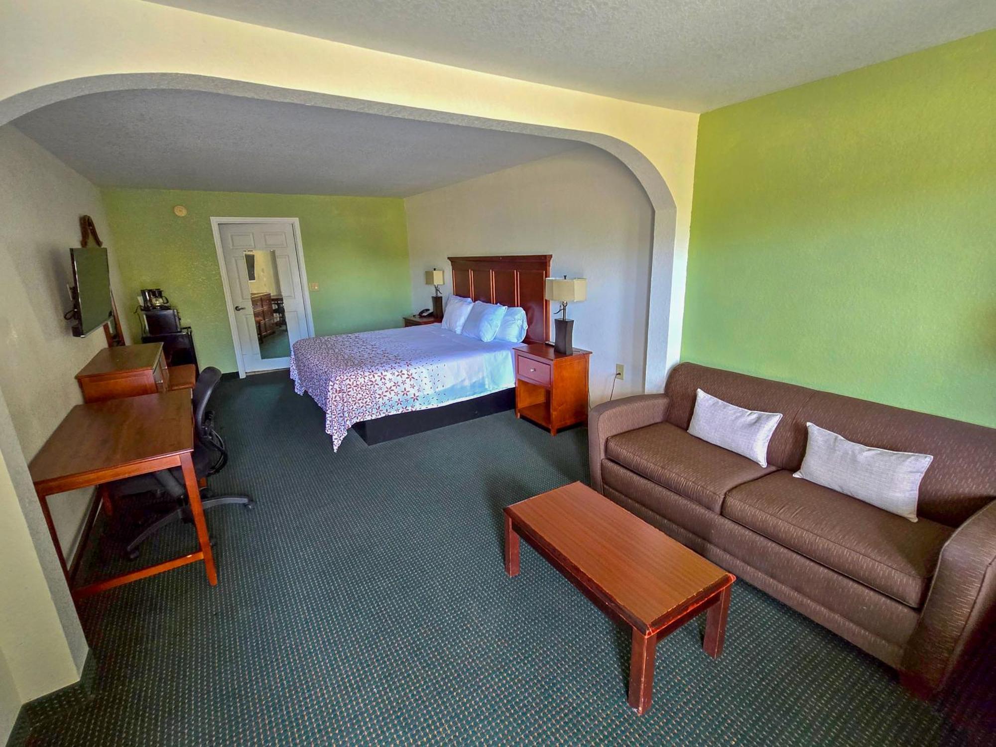 Garden Inn And Suites Near Callaway Gardens Pine Mountain Kültér fotó